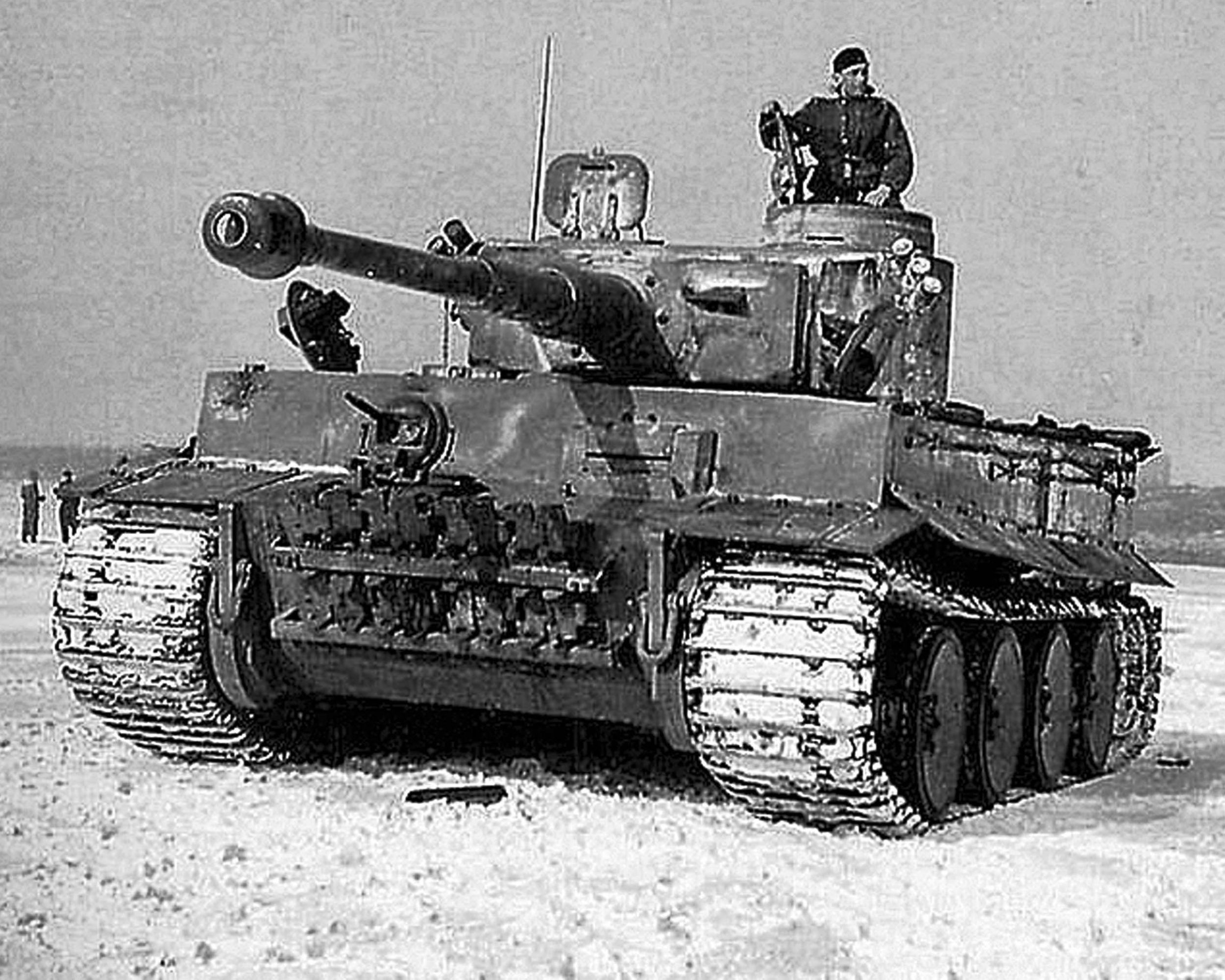 Танк тигр видео. PZKPFW vi Ausf.h1 "тигр". Танк тигр зима 1943. Танк тигр 1942. Танк Panzerkampfwagen vi Tiger i.